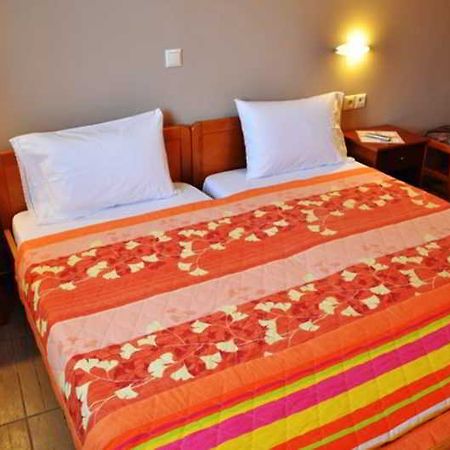 Hotel Aloe Skala Potamias  Buitenkant foto