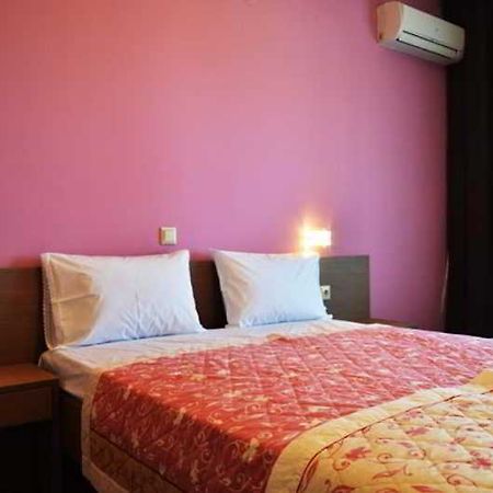 Hotel Aloe Skala Potamias  Buitenkant foto